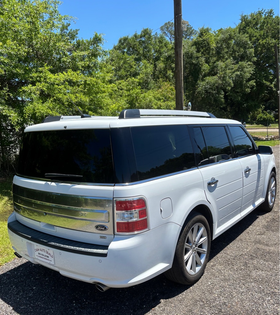 Photo 7 of this FORD FLEX
