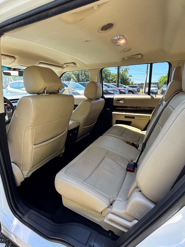 Photo 10 of this FORD FLEX
