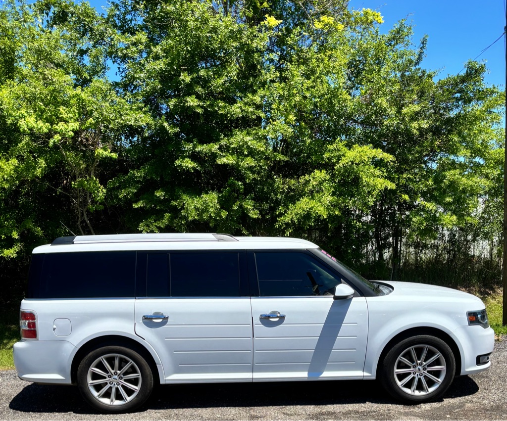 Photo 3 of this FORD FLEX