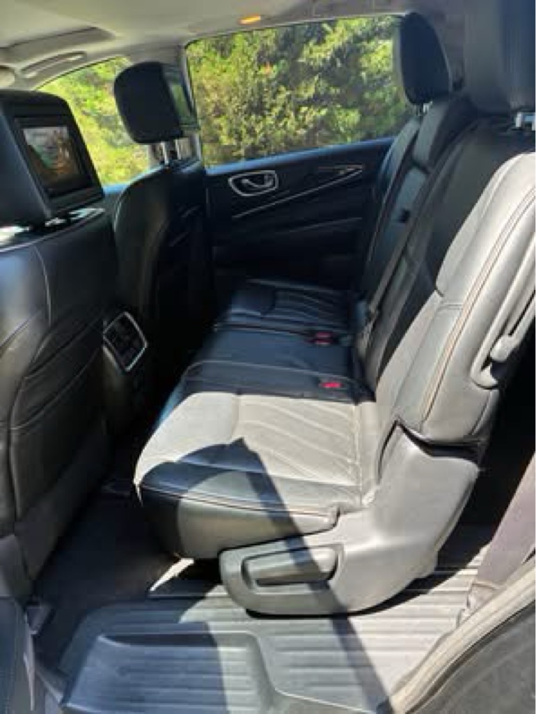 Photo 9 of this INFINITI QX60