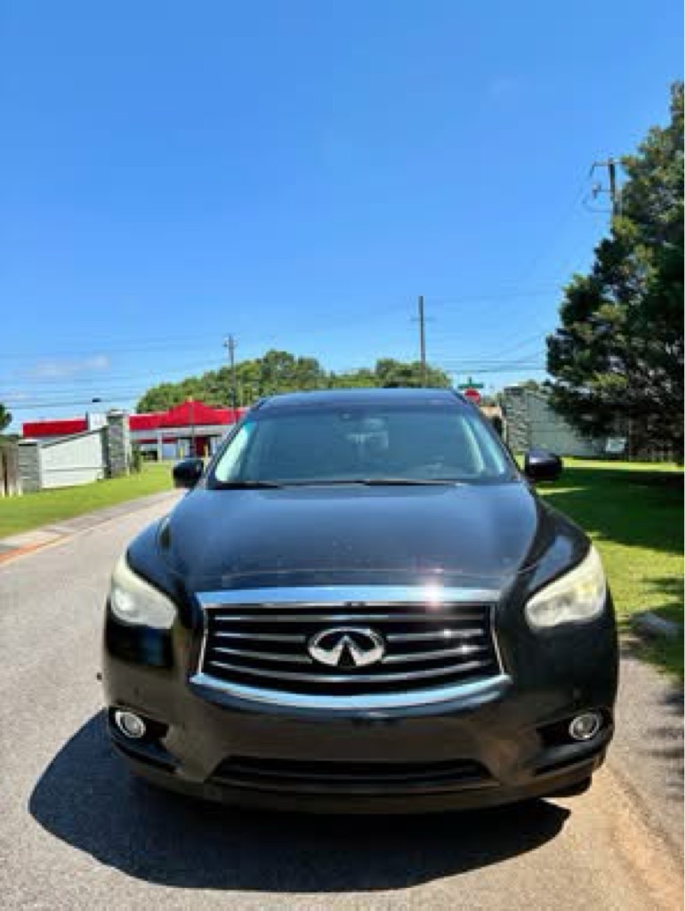 Photo 2 of this INFINITI QX60