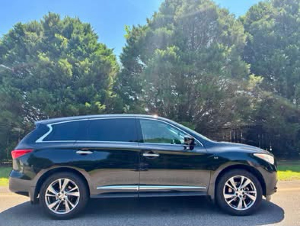 Photo 5 of this INFINITI QX60