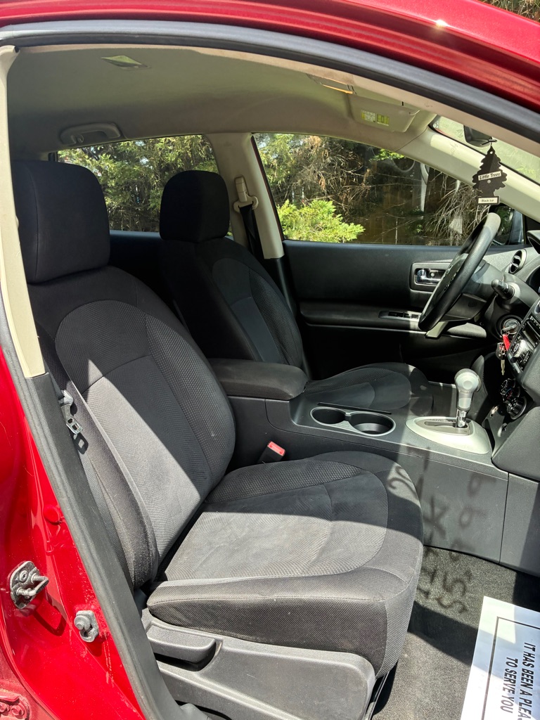 Photo 15 of this NISSAN ROGUE