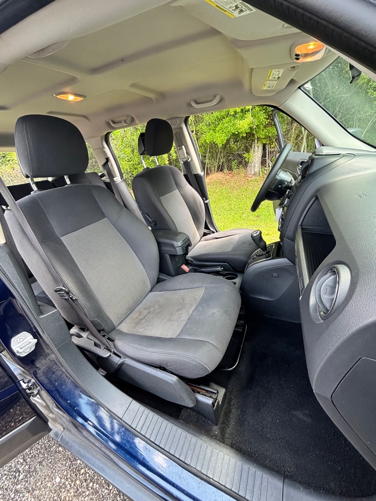 Photo 15 of this JEEP PATRIOT