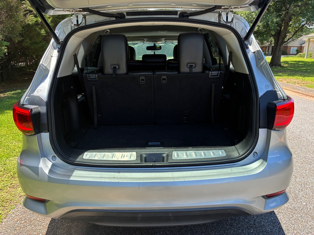 Photo 32 of this INFINITI QX60