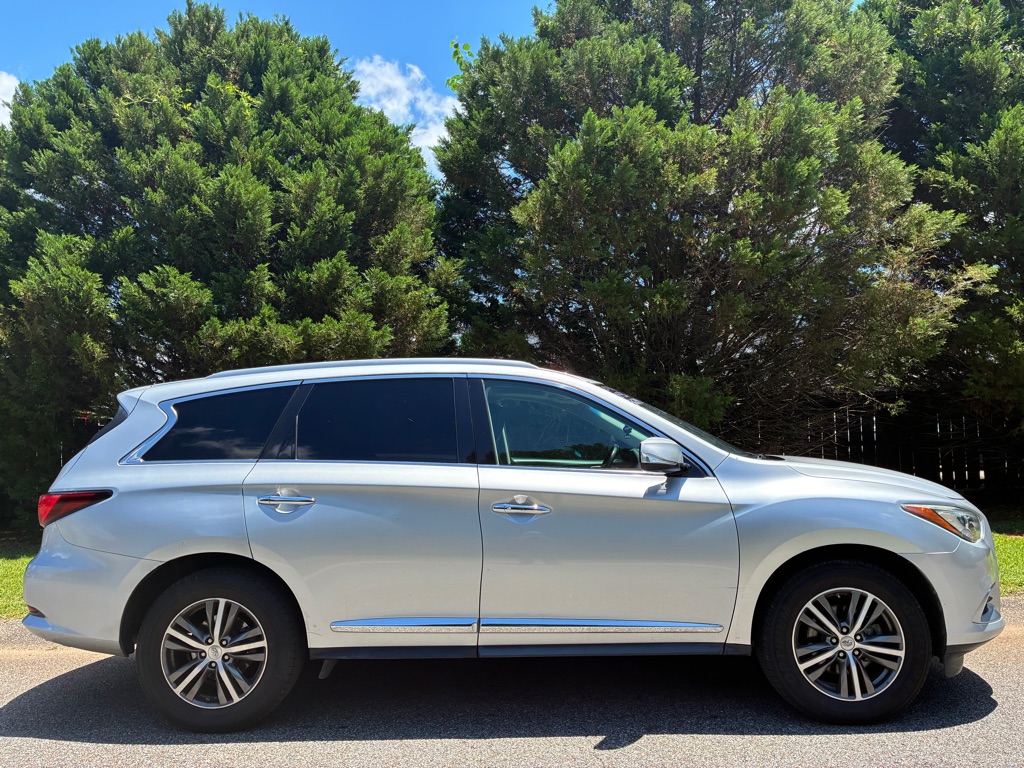 Photo 25 of this INFINITI QX60