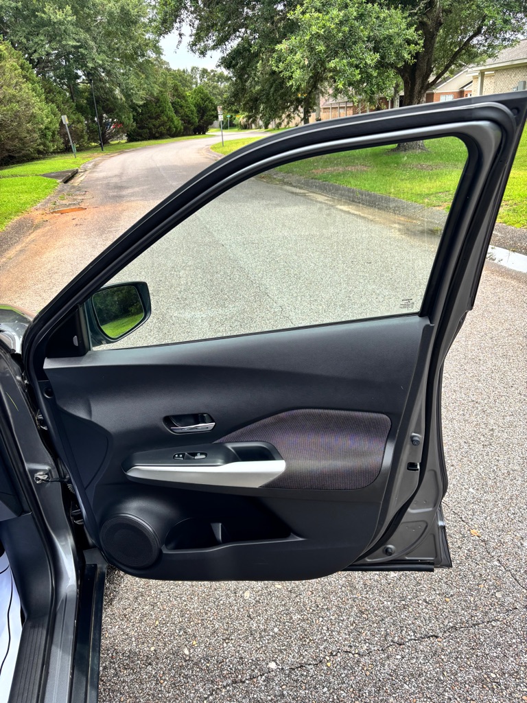 Photo 15 of this NISSAN KICKS