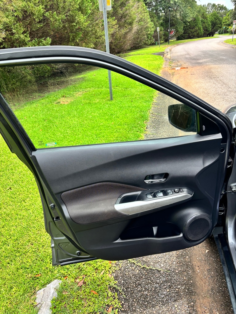Photo 9 of this NISSAN KICKS