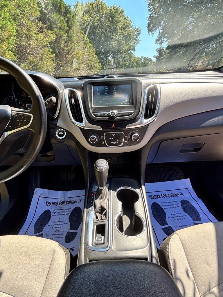 Photo 16 of this CHEVROLET EQUINOX