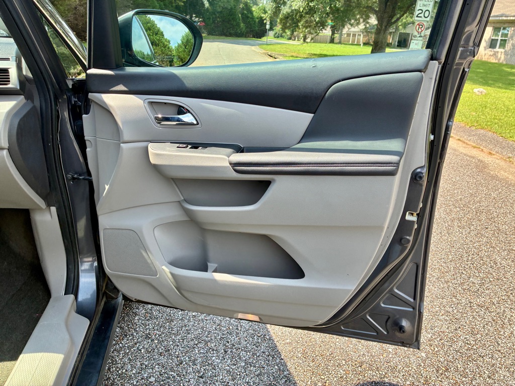 Photo 9 of this HONDA ODYSSEY