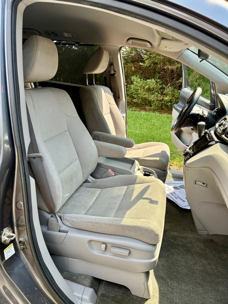 Photo 8 of this HONDA ODYSSEY