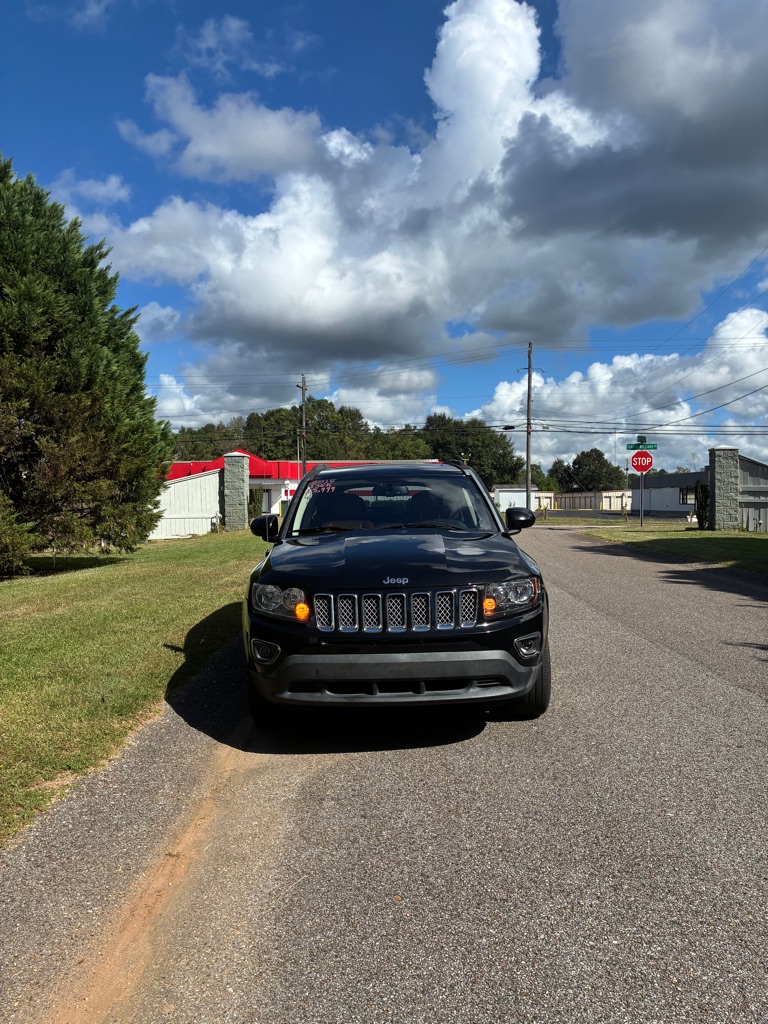 Photo 5 of this JEEP COMPASS