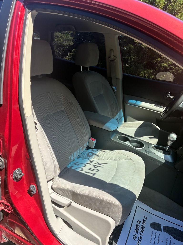 Photo 14 of this NISSAN ROGUE SELECT