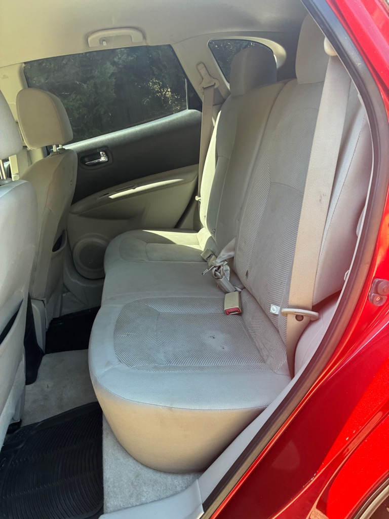 Photo 9 of this NISSAN ROGUE SELECT