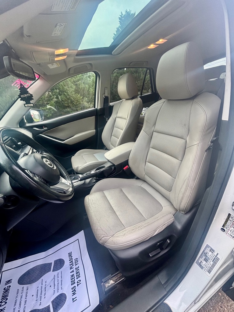 Photo 15 of this MAZDA CX-5