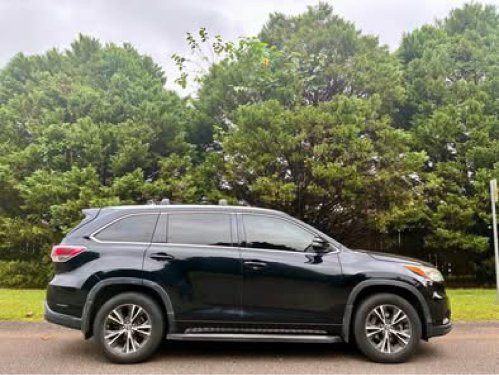 Photo 4 of this TOYOTA HIGHLANDER