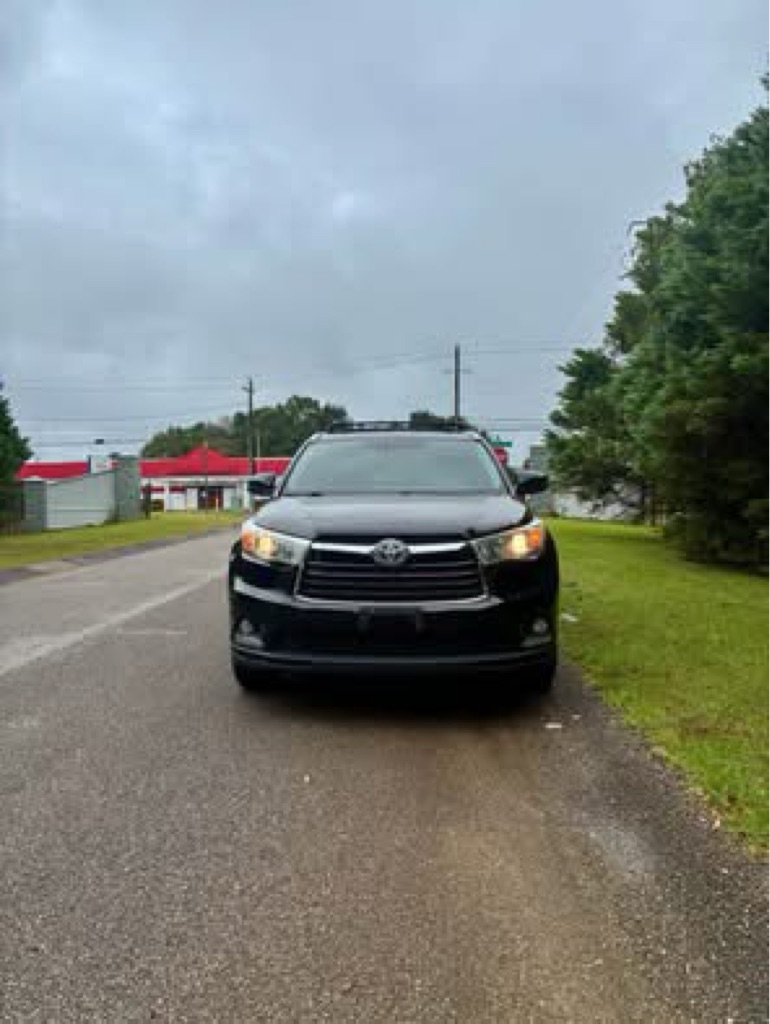 Photo 6 of this TOYOTA HIGHLANDER