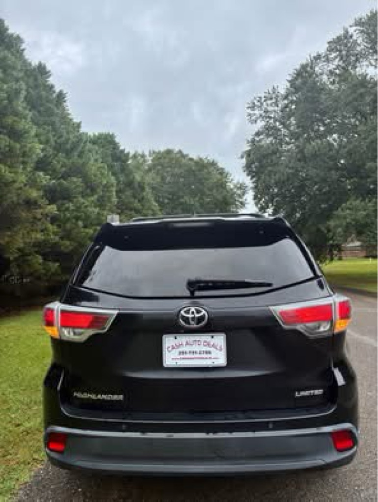 Photo 3 of this TOYOTA HIGHLANDER