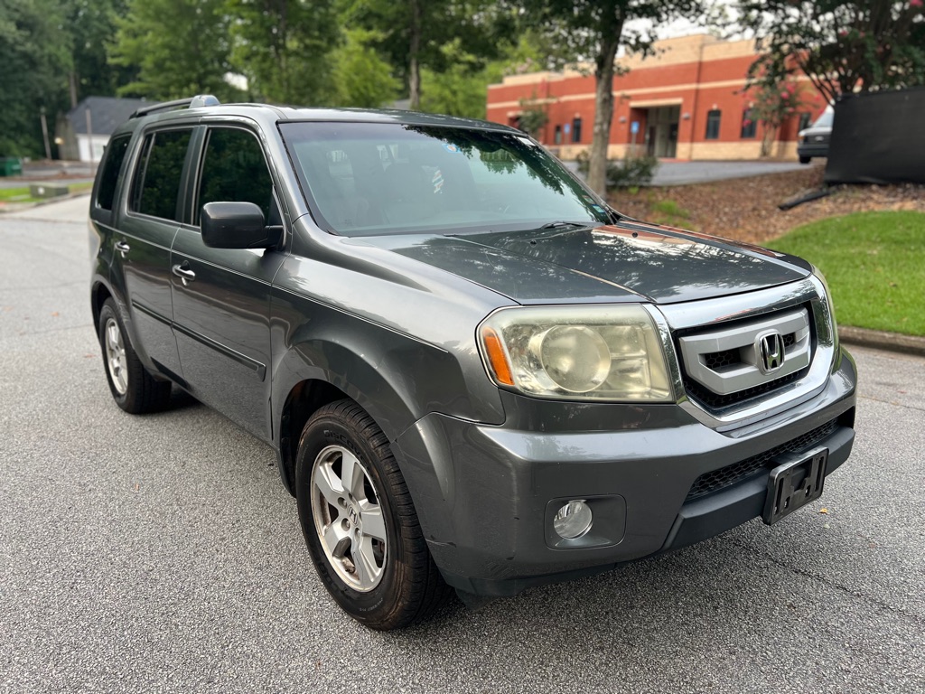 Gray 2011 Honda Pilot SUV / Crossover Four-Wheel Drive Automatic