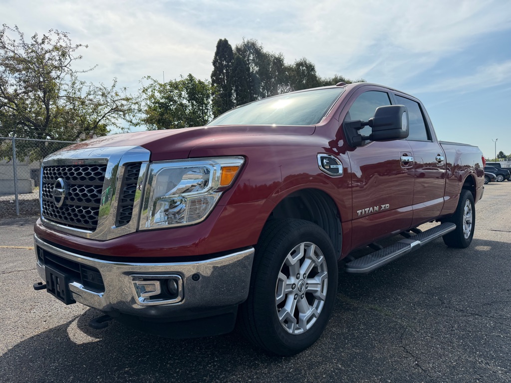 2016 Nissan Titan XD SL Crew Cab 4WD