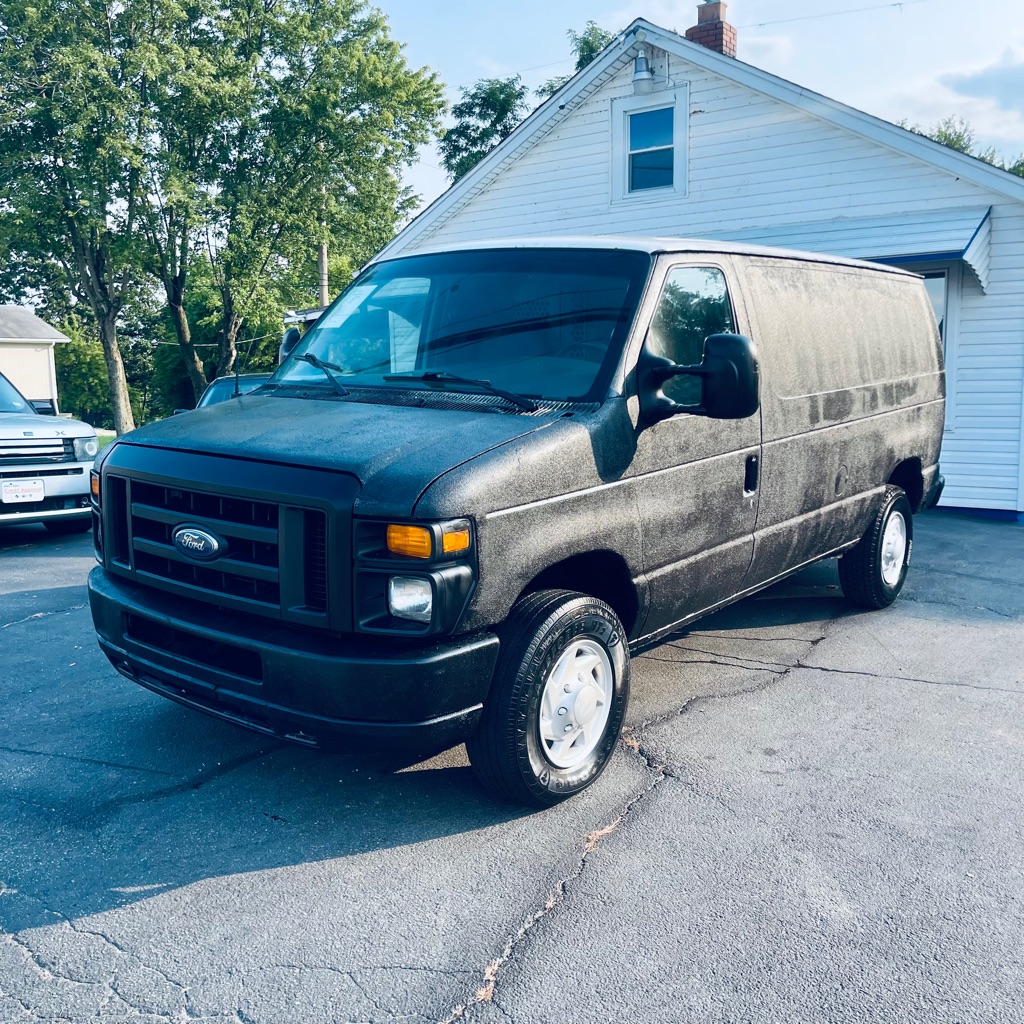 Photo 3 of this FORD ECONOLINE