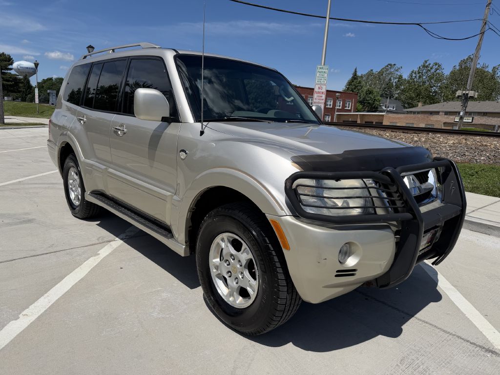 2003 Mitsubishi Montero 20th Anniversary Edition 4WD SUV / Crossover Four-Wheel Drive Automatic