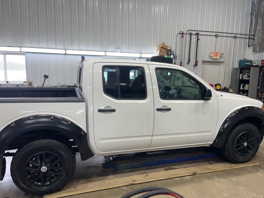 Additional photo of vehicle.