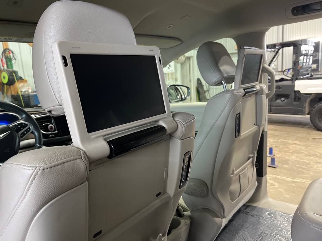 2018 Chrysler Pacifica Touring L Plus - Photo 9