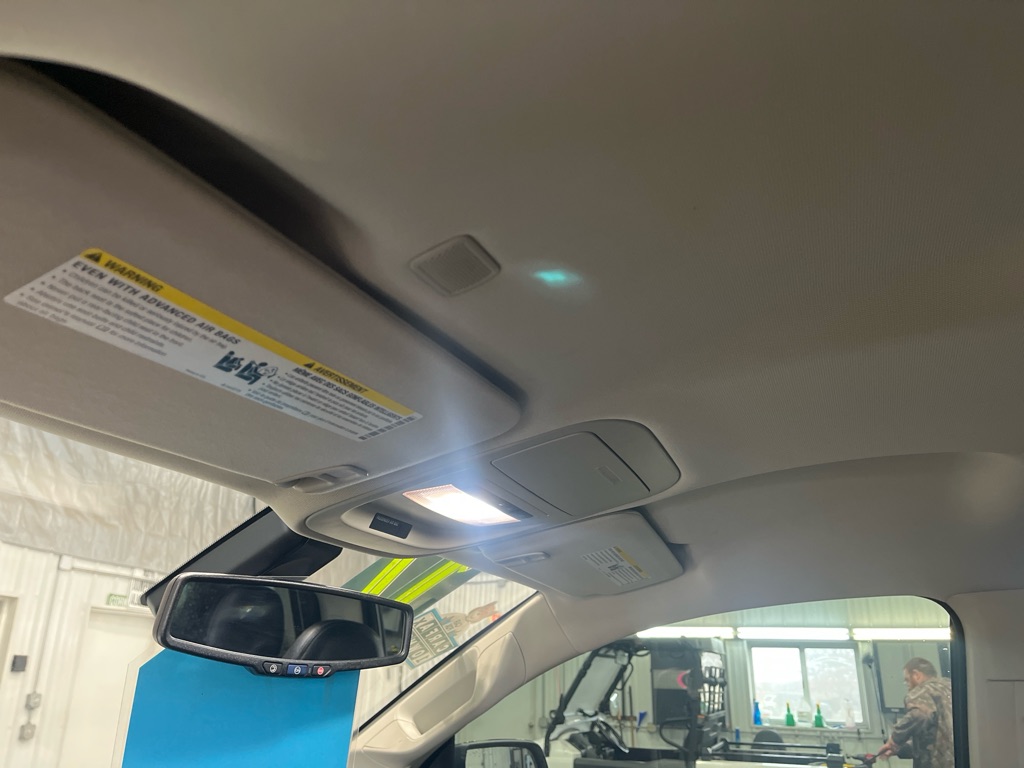 Additional photo of vehicle.