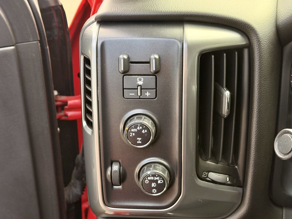 Photo 20 of this CHEVROLET SILVERADO 1500