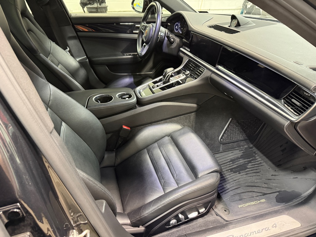 2019 Porsche Panamera Base - Photo 9