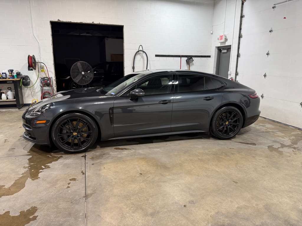 2019 Porsche Panamera Base - Photo 16