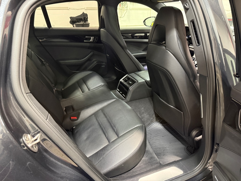 2019 Porsche Panamera Base - Photo 10