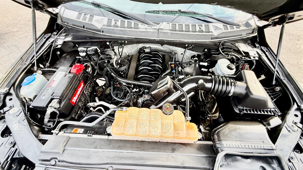 2016 Ford F150 #27