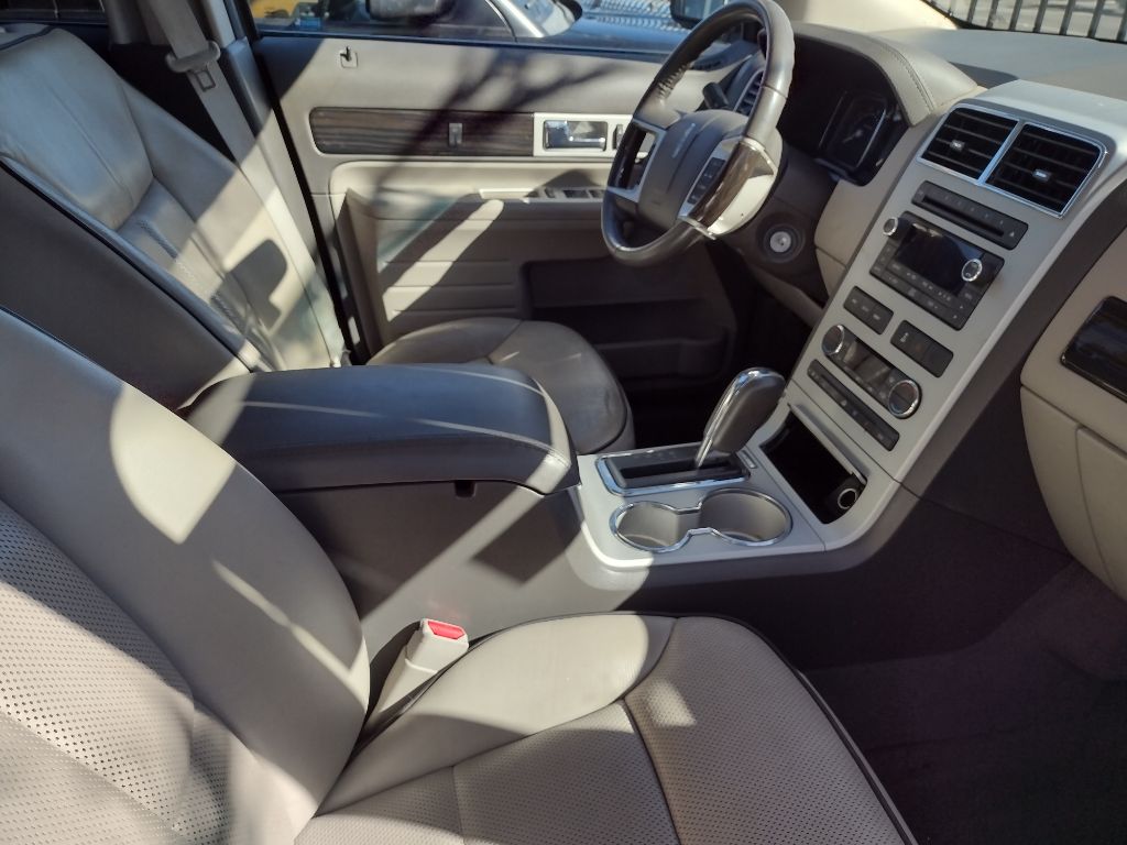 Photo 4 of this LINCOLN MKX