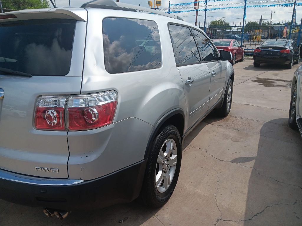 Photo 5 of this GMC ACADIA