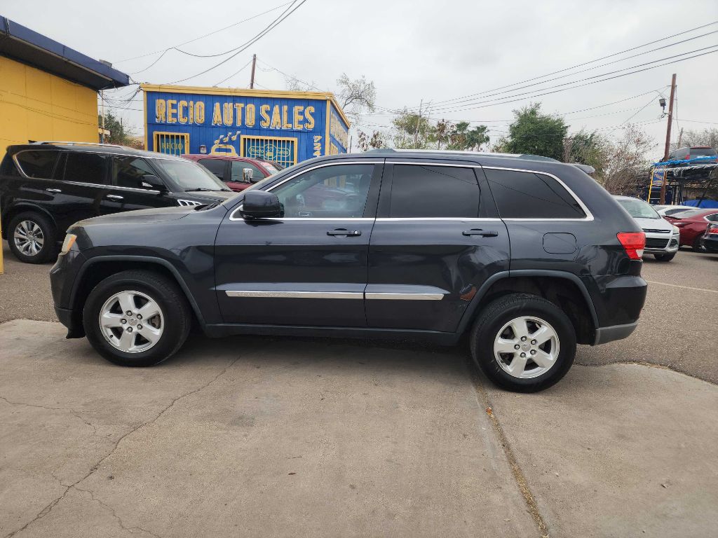 Photo 2 of this JEEP GRAND CHEROKEE
