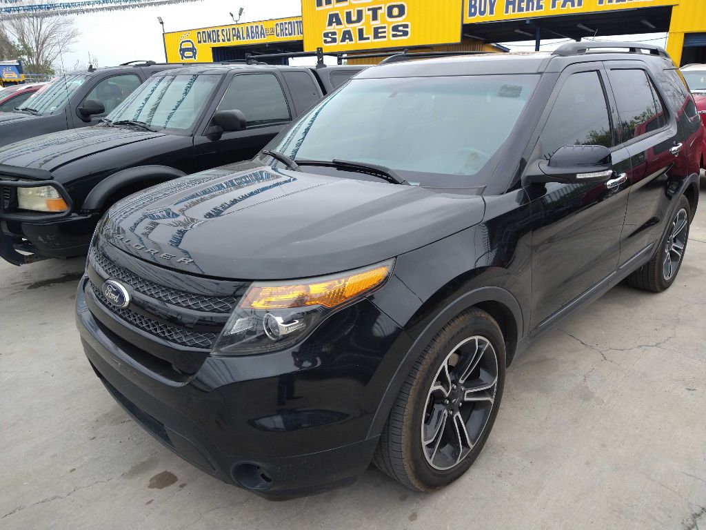 Photo 3 of this FORD EXPLORER