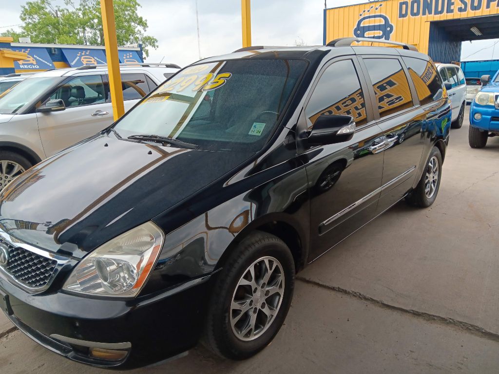 2014 KIA SEDONA