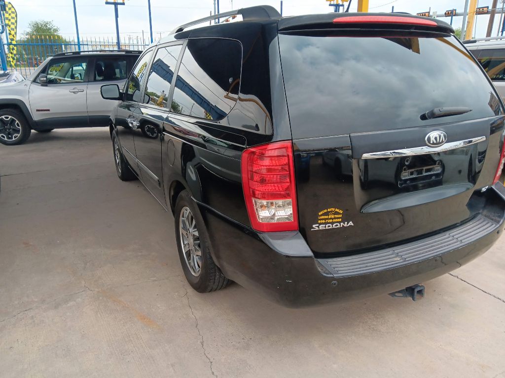 Photo 3 of this KIA SEDONA