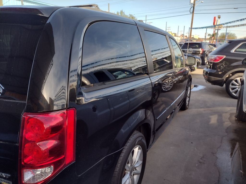 Photo 4 of this DODGE GRAND CARAVAN