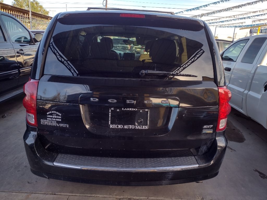 Photo 6 of this DODGE GRAND CARAVAN