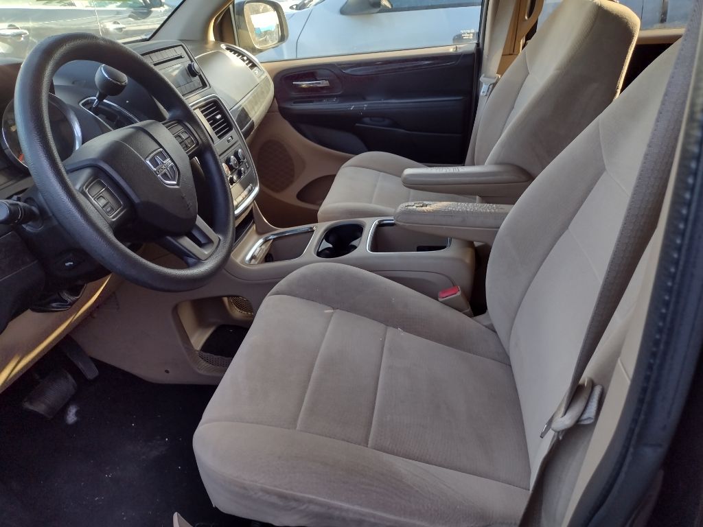 Photo 11 of this DODGE GRAND CARAVAN