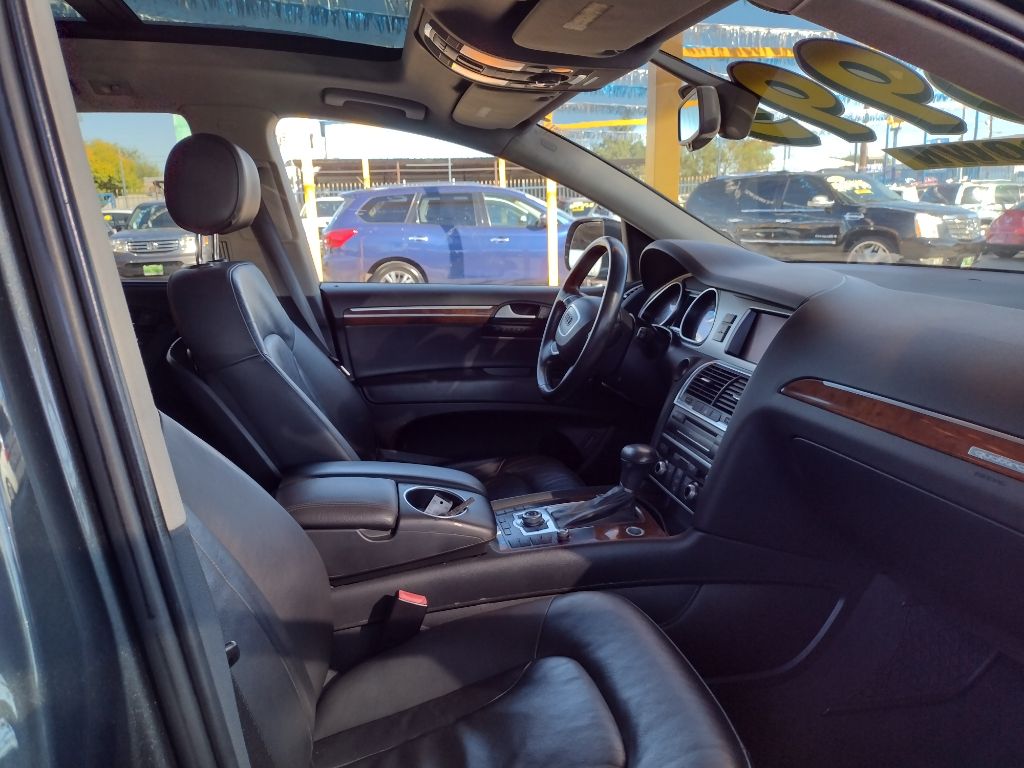 Photo 6 of this AUDI Q7