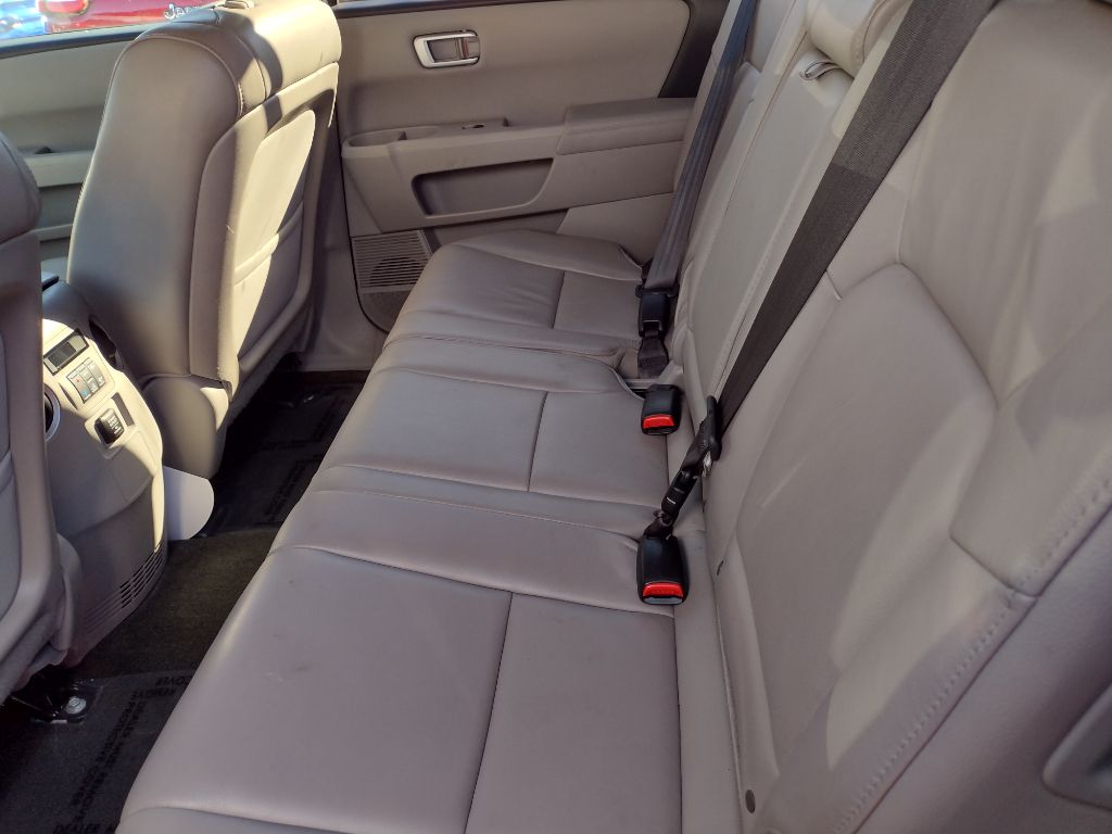 Photo 5 of this AUDI Q7