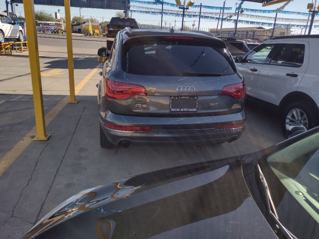 Photo 8 of this AUDI Q7