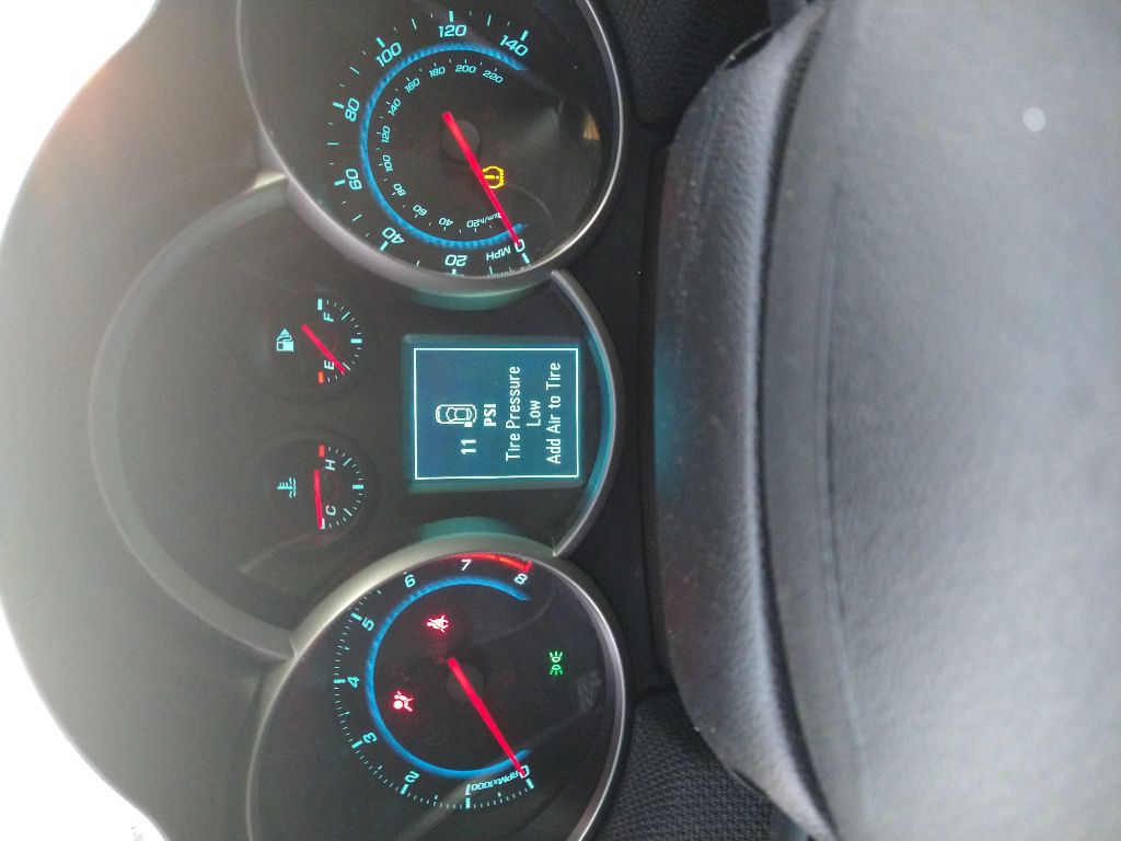 Photo 5 of this CHEVROLET CRUZE