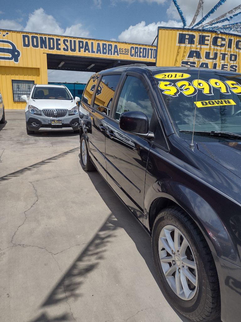 Photo 3 of this DODGE GRAND CARAVAN