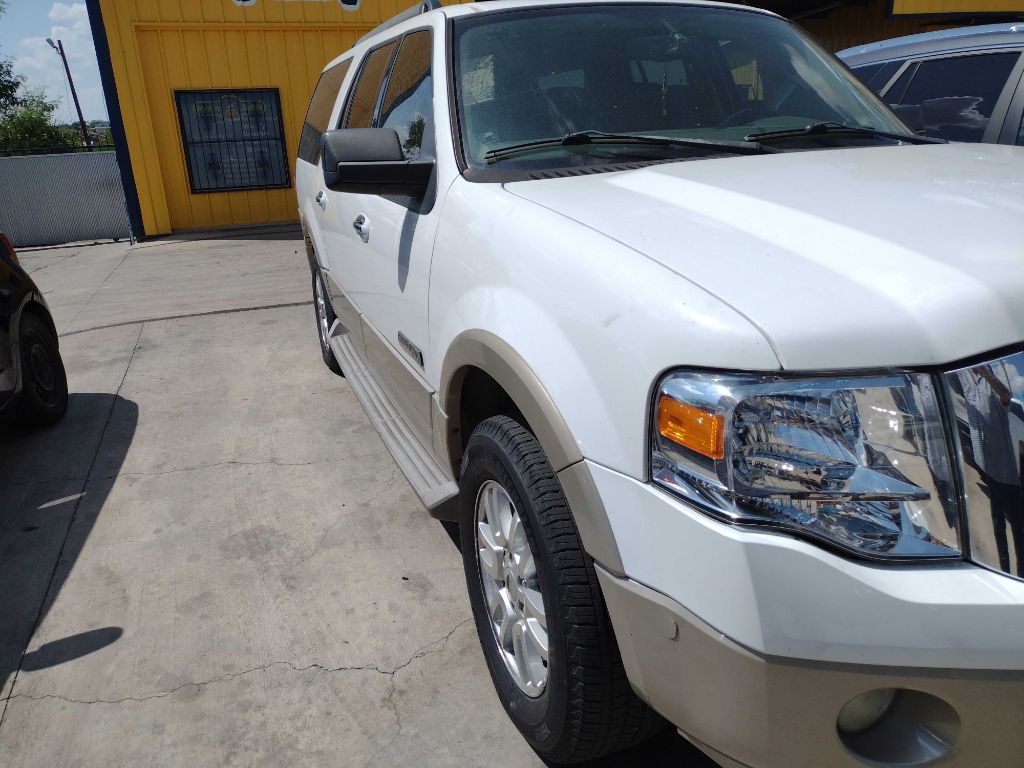 Photo 4 of this FORD EXPEDITION