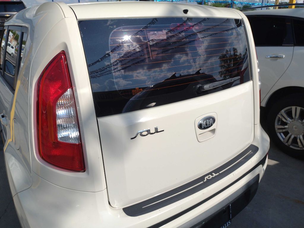 Photo 4 of this KIA SOUL
